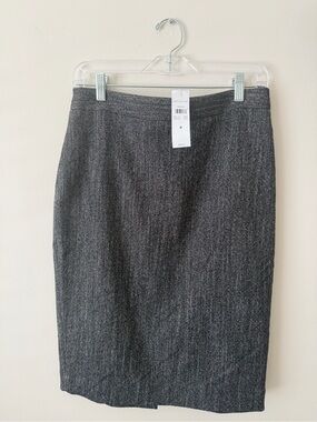 Ann Taylor Black and Gray Tweed Pencil Skirt NWT 6